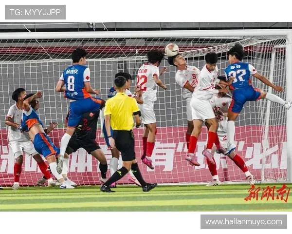 怀化队勇夺赛季关键胜利展现团结拼搏精神点燃全城足球热情