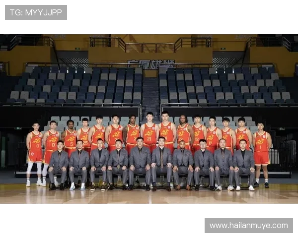 浙江广厦迎战强敌 聚焦新赛季球队表现与战术布局