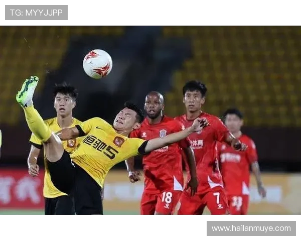 深入探讨北京篮球队的战术配合与球员默契程度的全面对比分析