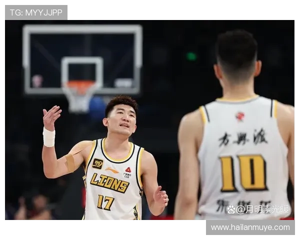 CBA联赛精彩对决新疆队迎战广州队直播盛况全程回顾