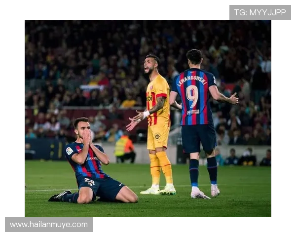 塞维亚主场迎战巴萨决战西甲巅峰对决引发球迷热议