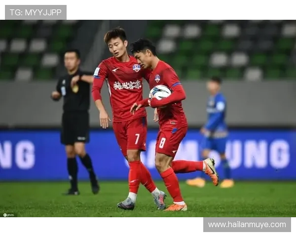 奥兰多与洛杉矶FC激战正酣谁将笑到最后争夺胜利荣耀